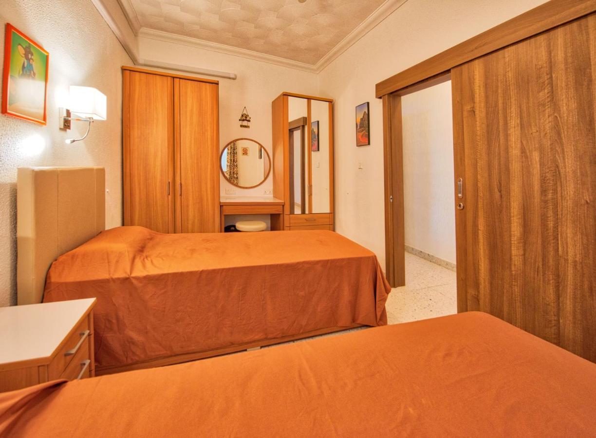 Beachfront With Seaviews Apartment No56 Award Winner Unbeatable Location For Closeness To The Sea Ideal For Guests Looking For Winter Spring And Autumn Breaks In Sunny Malta Also Ideal For Coastal Hikers 멜리에하 외부 사진